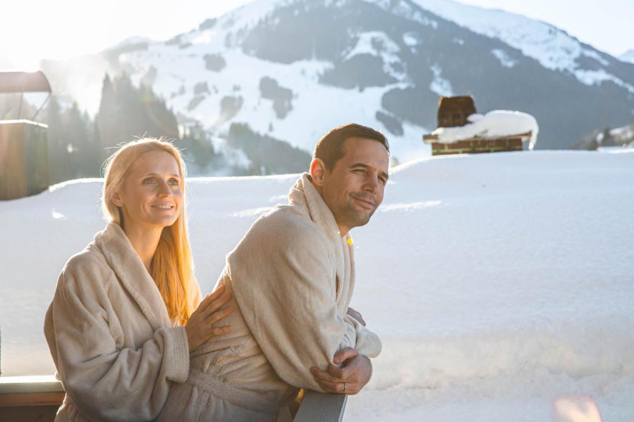 Hotel Barbarahof Saalbach, Inkl Jokercard Экстерьер фото